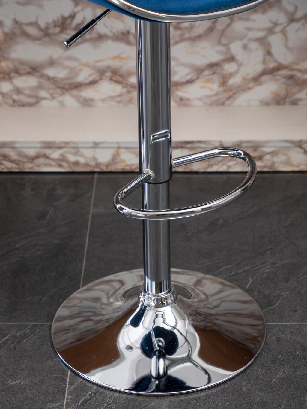 24951190